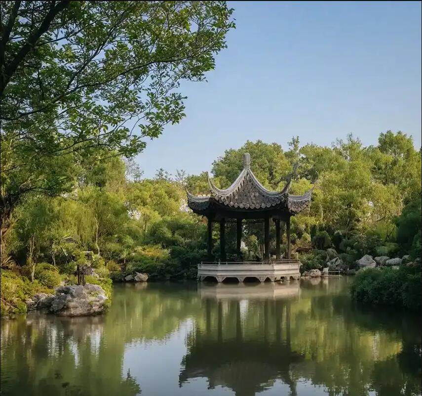 三亚雨双建设有限公司